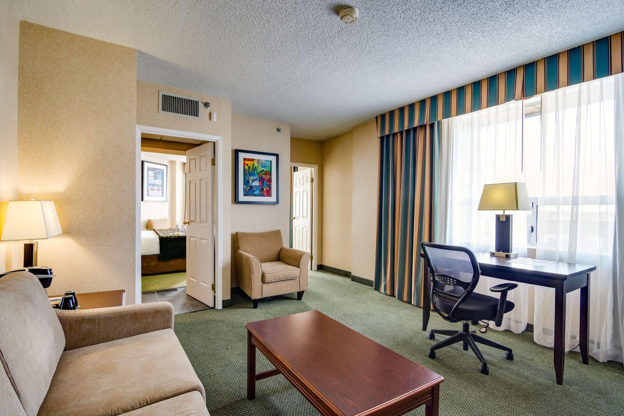 Sawridge Inn And Conference Centre Edmonton South Экстерьер фото