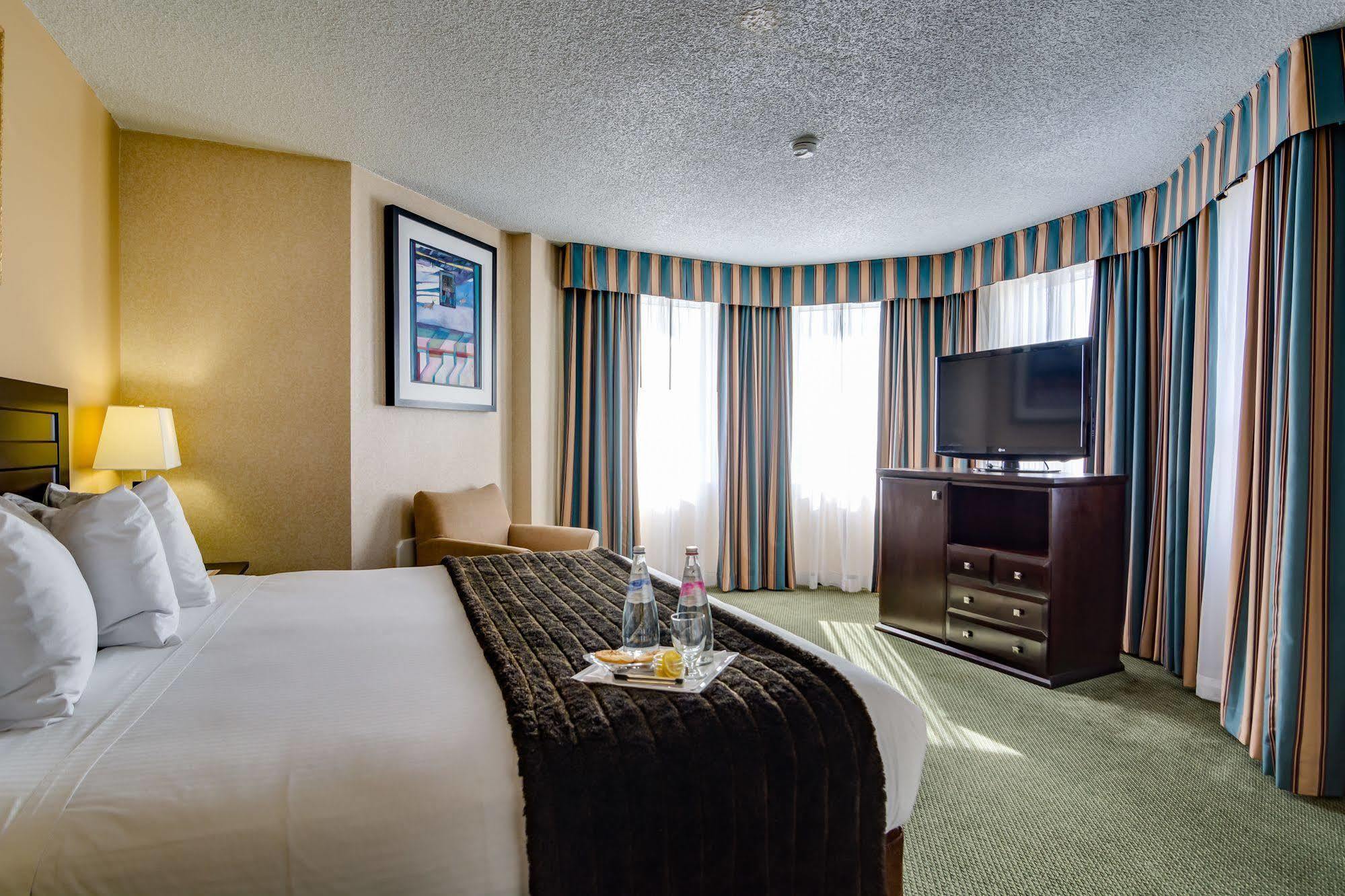 Sawridge Inn And Conference Centre Edmonton South Экстерьер фото